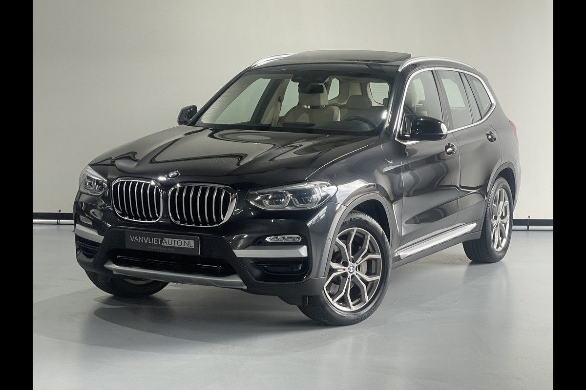 BMW X3 xDrive30i High Executive AUT / Navigatie / 360 Camera Leder / Panorama dak