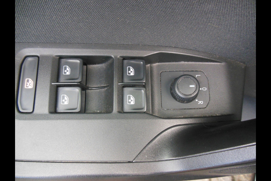 Seat Leon 1.0 TSI Reference Staat in De Krim