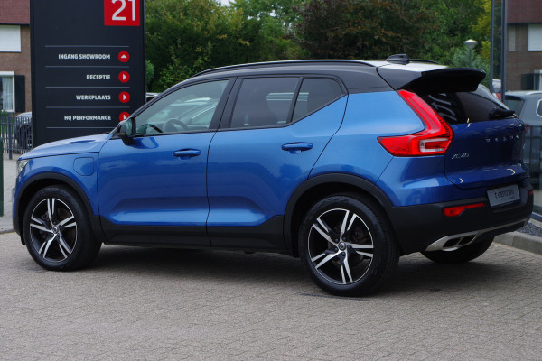 Volvo XC40 1.5 T4 Recharge R-Design 211 PK PHEV, Leder, Harman/Kardon Sound, Adap. Cruise Control, Winterpakket, Camera