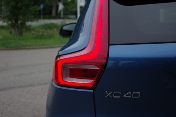 Volvo XC40 1.5 T4 Recharge R-Design 211 PK PHEV, Leder, Harman/Kardon Sound, Adap. Cruise Control, Winterpakket, Camera