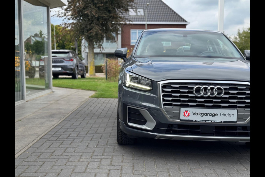 Audi Q2 35 TFSI 150pk S tronic | Navigatie, Parkeersensoren, Parkeercamera, Stoelverwarming, Startknop, 17 inch, Cruise control