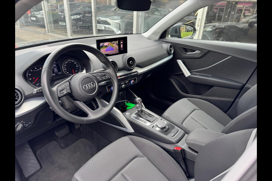 Audi Q2 35 TFSI 150pk S tronic | Navigatie, Parkeersensoren, Parkeercamera, Stoelverwarming, Startknop, 17 inch, Cruise control