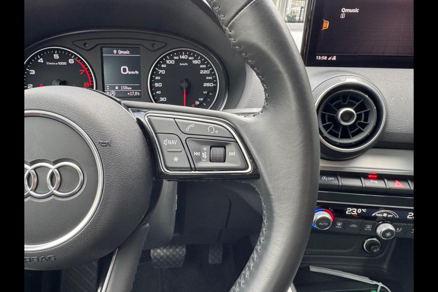 Audi Q2 35 TFSI 150pk S tronic | Navigatie, Parkeersensoren, Parkeercamera, Stoelverwarming, Startknop, 17 inch, Cruise control