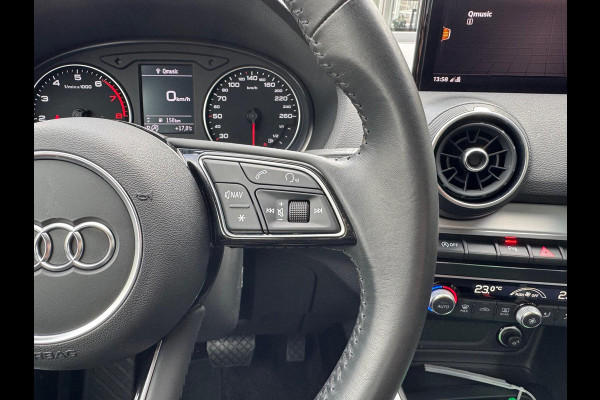 Audi Q2 35 TFSI 150pk S tronic | Navigatie, Parkeersensoren, Parkeercamera, Stoelverwarming, Startknop, 17 inch, Cruise control