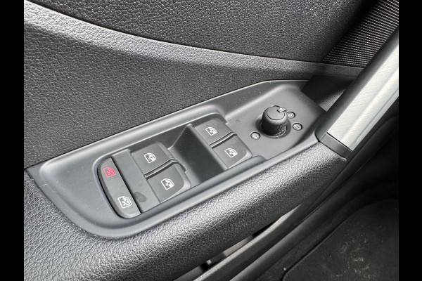 Audi Q2 35 TFSI 150pk S tronic | Navigatie, Parkeersensoren, Parkeercamera, Stoelverwarming, Startknop, 17 inch, Cruise control