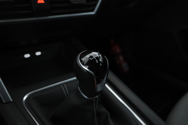 Seat Leon Sportstourer 1.0 TSI Reference Virtual, Apple carplay, lcimate, navigatie,