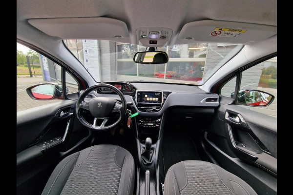 Peugeot 208 1.2 PureTech Allure|Clima|Trekhaak|Navi|PDC|eerste-eigenaar|