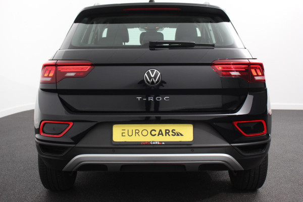 Volkswagen T-Roc 1.5 TSI 150pk DSG Life | Navigatie | Apple Carplay/Android Auto | Parkeersensoren | Camera | Adaptive Cruise Control | Park Assist | Stoelverwarming | Ledverlichting voor | Virtual Cockpit | Climate Control Volkswagen T-Roc 1.5 TSI 150pk DSG Life | Navigatie | Apple Carplay/Android Auto | Parkeersensoren | Camera | Adaptive Cruise Control | Park Assist | Stoelverwarming | Ledverlichting voor | Virtual Cockpit | Climate Control