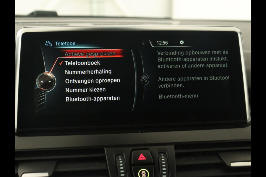 BMW 2 Serie Active Tourer 218i High Executive | Panoramadak | Luxury Line | Trekhaak | Leder | Stoelverwarming | Head-Up | Navigatie | Full LED | Sportstoelen | Camera | Parkeerhulp
