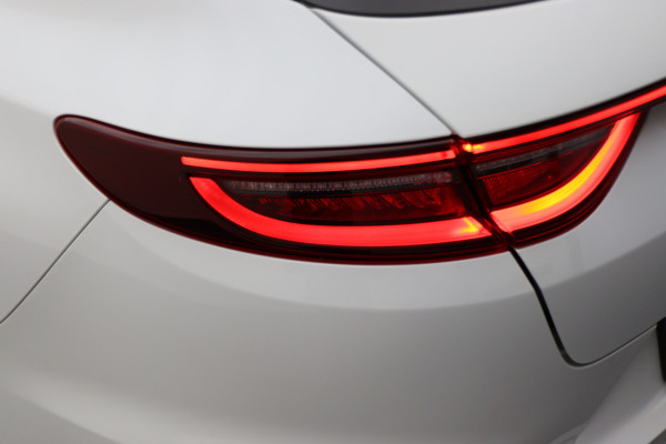 Kia ProCeed 1.6 T-GDI GT Virtual Cockit, H&K, ACC, Panoramadak, Camera, Apple Carplay, LED, 18''