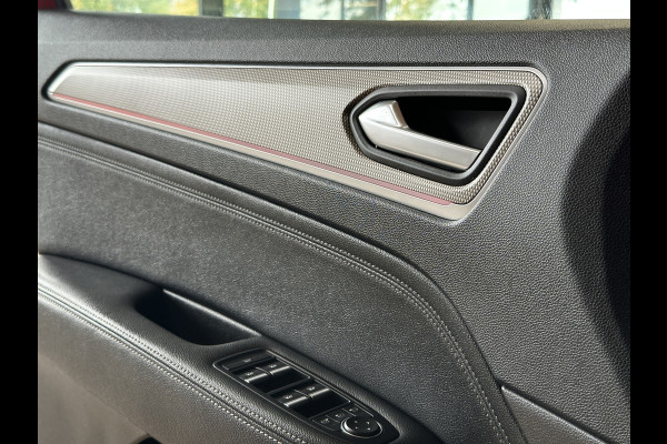 Renault Arkana 1.3 TCe 140pk | Groot Navi | 18 " | ACC | Camera | Carplay | Stoel & Stuur verwarming | Dealer onderhouden!