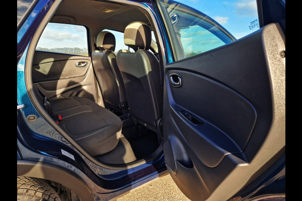 Renault Captur 1.5 dCi - 90 Pk - Euro 6 - AUTOMAAT - Navi - Renault Captur 1.5 dCi - 90 Pk - Euro 6 - AUTOMAAT - Navi -
