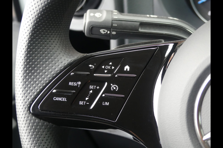 Mercedes-Benz eVito eVito 112 L3 60 kWh L3 Camera/Navigatie/PDC/Stoelverwarming Mercedes-Benz eVito eVito 112 L3 60 kWh L3 Camera/Navigatie/PDC/Stoelverwarming