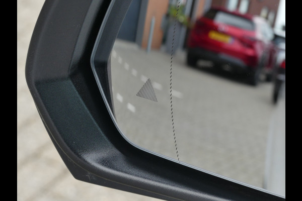 Mercedes-Benz eVito eVito 112 L3 60 kWh L3 Camera/Navigatie/PDC/Stoelverwarming Mercedes-Benz eVito eVito 112 L3 60 kWh L3 Camera/Navigatie/PDC/Stoelverwarming