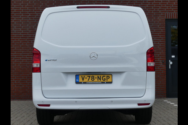 Mercedes-Benz eVito eVito 112 L3 60 kWh L3 Camera/Navigatie/PDC/Stoelverwarming Mercedes-Benz eVito eVito 112 L3 60 kWh L3 Camera/Navigatie/PDC/Stoelverwarming