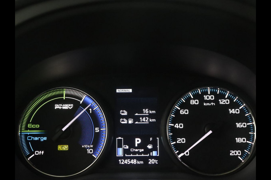 Mitsubishi Outlander 2.4 PHEV Pure+ | Trekhaak | Carplay | Leder/Alcantara | Camera | Keyless | Full LED | Climate control | Cruise control | Plug In