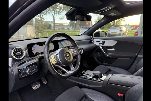 Mercedes-Benz A-Klasse 180 Aut. Sol. AMG Sport Ed. Navi | Camera | Panorama
