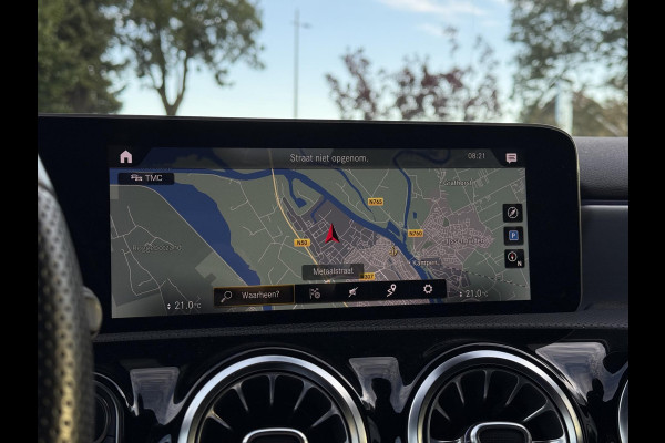 Mercedes-Benz A-Klasse 180 Aut. Sol. AMG Sport Ed. Navi | Camera | Panorama