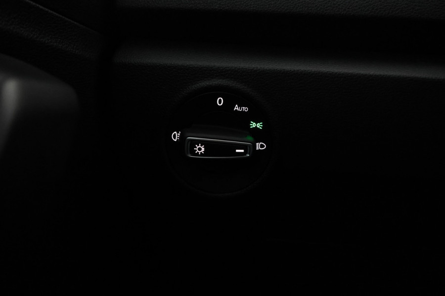 Volkswagen T-Roc 1.6 TDI Style Elektrische achterklep, apple carplay, climate,
