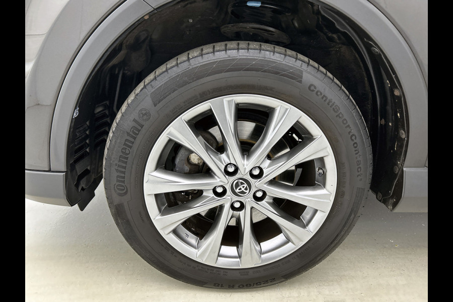 Toyota RAV4 2.5 Hybrid Style(Zeer Goed OnderH, Navi, Stoel/stuur Verwarming, Camera, Parkeersensoren, Etc)