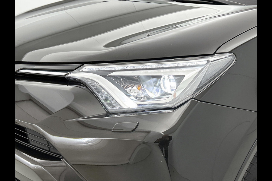 Toyota RAV4 2.5 Hybrid Style(Zeer Goed OnderH, Navi, Stoel/stuur Verwarming, Camera, Parkeersensoren, Etc)