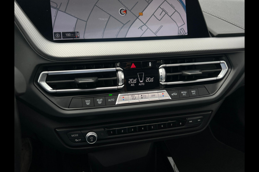BMW 1-serie 118i Executive Edition NL AUTO | DEALER ONDERH | PDC | PANO |