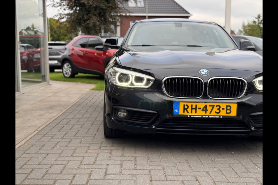 BMW 1-Serie (f20) 118i Automaat Corporate Lease High Executive | Navigatie, Leer, Stoelverwarming, LED, Parkeersensoren