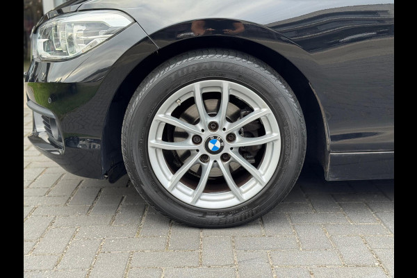 BMW 1-Serie (f20) 118i Automaat Corporate Lease High Executive | Navigatie, Leer, Stoelverwarming, LED, Parkeersensoren