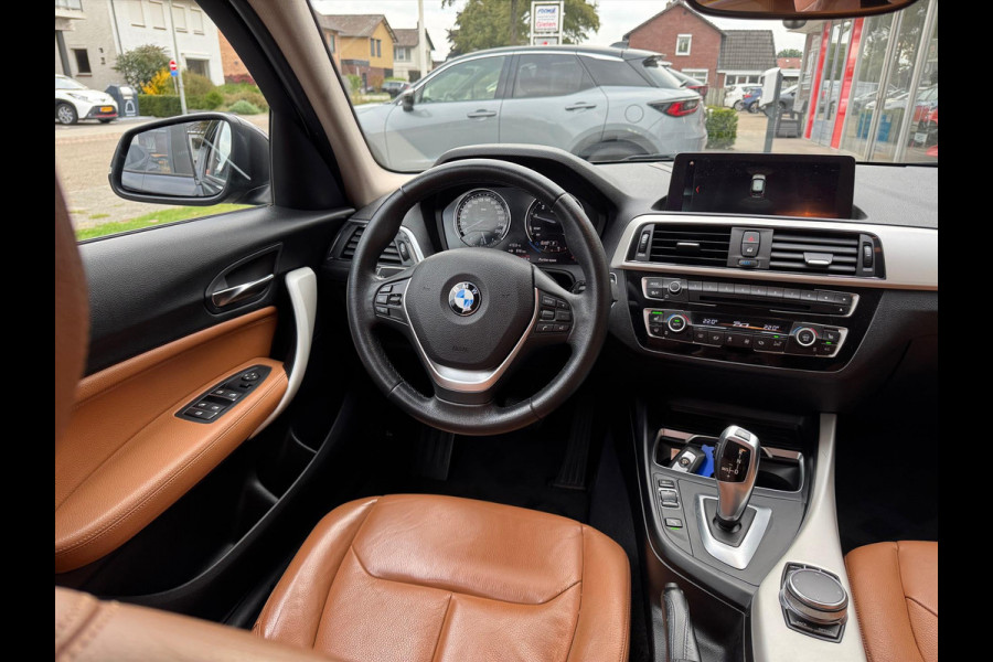 BMW 1-Serie (f20) 118i Automaat Corporate Lease High Executive | Navigatie, Leer, Stoelverwarming, LED, Parkeersensoren