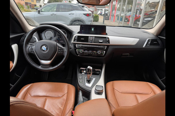 BMW 1-Serie (f20) 118i Automaat Corporate Lease High Executive | Navigatie, Leer, Stoelverwarming, LED, Parkeersensoren