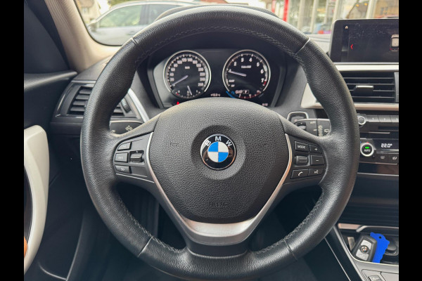 BMW 1-Serie (f20) 118i Automaat Corporate Lease High Executive | Navigatie, Leer, Stoelverwarming, LED, Parkeersensoren