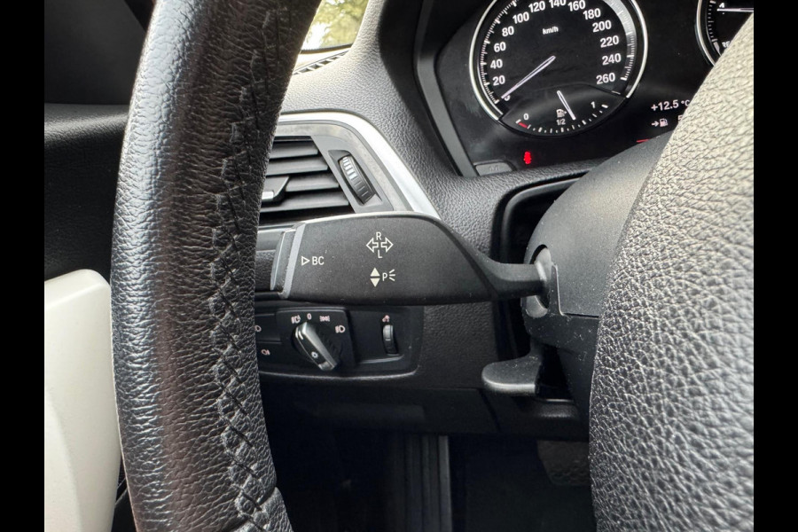 BMW 1-Serie (f20) 118i Automaat Corporate Lease High Executive | Navigatie, Leer, Stoelverwarming, LED, Parkeersensoren