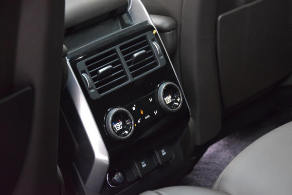 Land Rover Range Rover Sport P400e |Panoramadak|ACC|SVO Kleur|1e Eig|Dealer Onderhouden|BTW