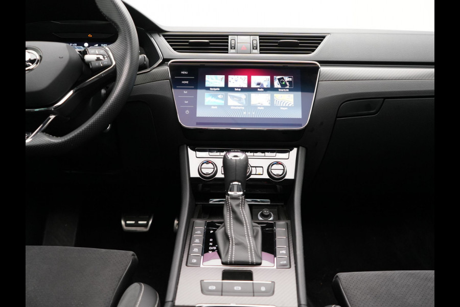 Škoda Superb Combi 1.4 TSI iV Sportline Business Plug In Hybrid 218pk Dealer O.H PHEV | Trekhaak Af Fabriek | Panodak | Adaptive Cruise | Canton Audio | Alcantara Sportstoelen Memory & Verwarmd | 360 | Apple Carplay | Blis | Stuur Verwarmd | Virtual | Navigatie | DAB |
