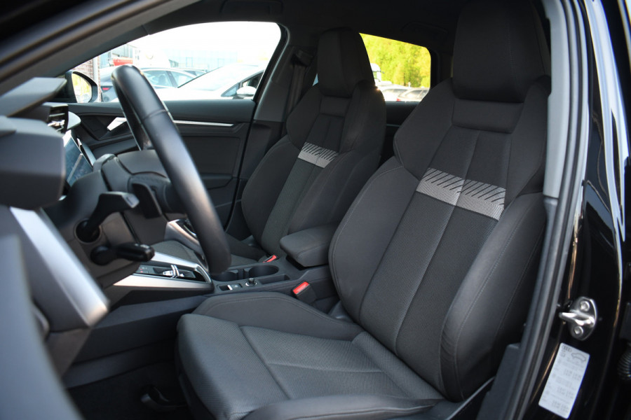 Audi A3 Sportback 40 TFSI e 204pk m-LED S-zetels ACC El-klep Keyless