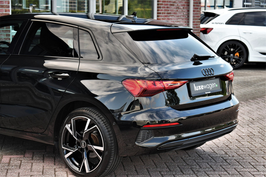 Audi A3 Sportback 40 TFSI e 204pk m-LED S-zetels ACC El-klep Keyless