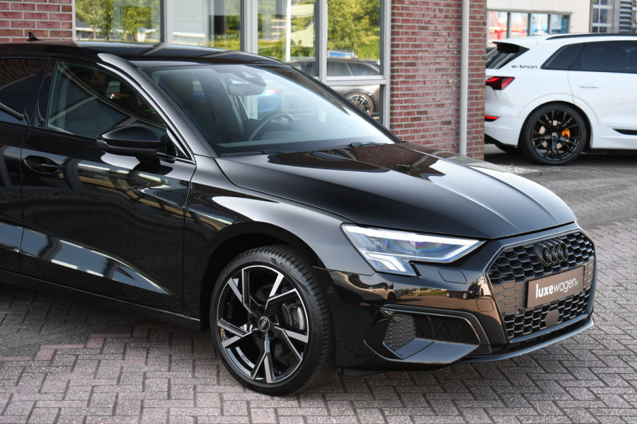 Audi A3 Sportback 40 TFSI e 204pk m-LED S-zetels ACC El-klep Keyless
