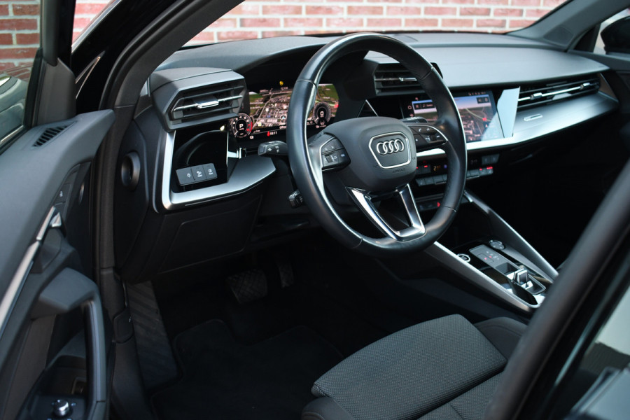 Audi A3 Sportback 40 TFSI e 204pk m-LED S-zetels ACC El-klep Keyless