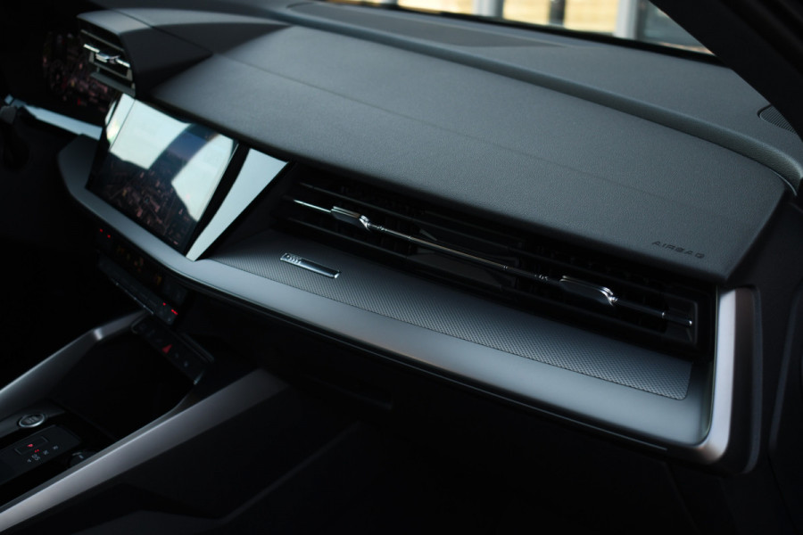 Audi A3 Sportback 40 TFSI e 204pk m-LED S-zetels ACC El-klep Keyless