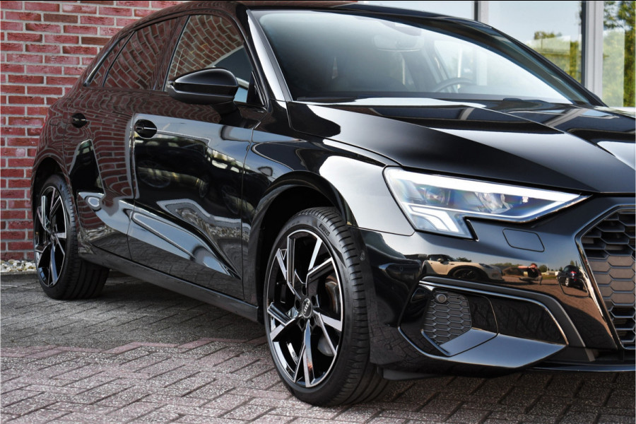 Audi A3 Sportback 40 TFSI e 204pk m-LED S-zetels ACC El-klep Keyless