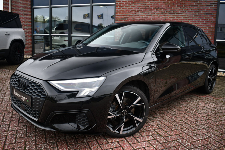 Audi A3 Sportback 40 TFSI e 204pk m-LED S-zetels ACC El-klep Keyless