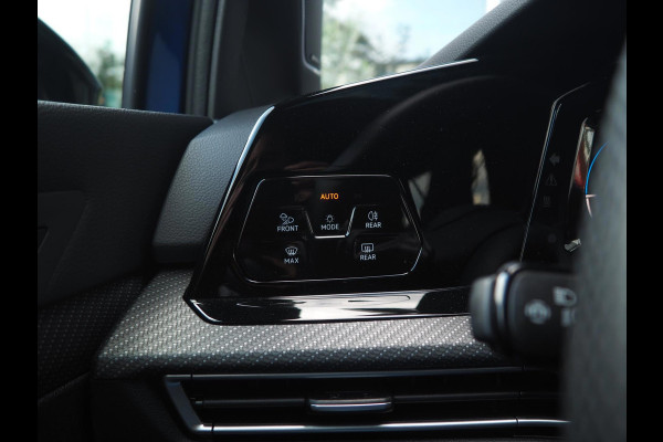 Volkswagen Golf 2.0 TSI R-line / 190pk! / Pano / IQ / Black style / H&K / Keyless / 5jr garantie / Stoel+Stuurverwarming / DAB+