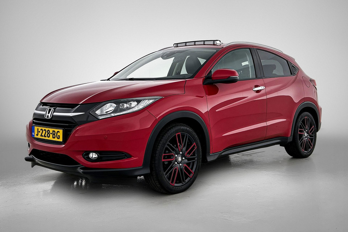 Honda HR-V 1.5 i-VTEC Executive(Zeer Goed OndeRH, Panorama, Trekhaak, Camera, Parkeersensoren V+A, Climate Con, Etc)