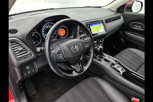 Honda HR-V 1.5 i-VTEC Executive(Zeer Goed OndeRH, Panorama, Trekhaak, Camera, Parkeersensoren V+A, Climate Con, Etc)