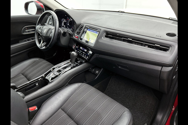 Honda HR-V 1.5 i-VTEC Executive(Zeer Goed OndeRH, Panorama, Trekhaak, Camera, Parkeersensoren V+A, Climate Con, Etc)