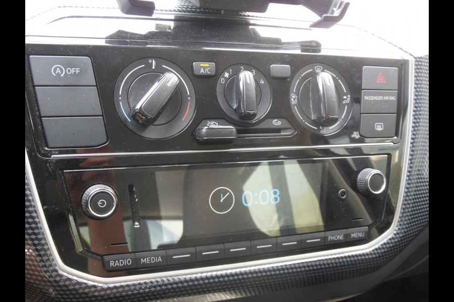 Volkswagen up! 1.0 BMT move up! Staat in De Krim