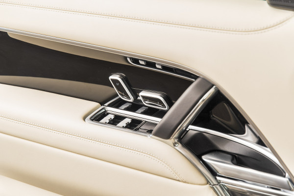 Land Rover Range Rover 3.0 P550e Autobiography PHEV 23"-PANO-MERIDIAN