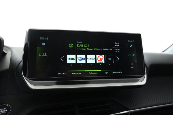 Peugeot 208 1.2 PureTech Allure Pack Automaat, apple carplay, climate Peugeot 208 1.2 PureTech Allure Pack Automaat, apple carplay, climate