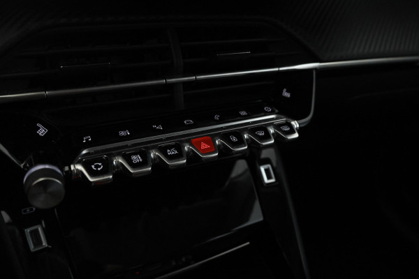 Peugeot 208 1.2 PureTech Allure Pack Automaat, apple carplay, climate Peugeot 208 1.2 PureTech Allure Pack Automaat, apple carplay, climate