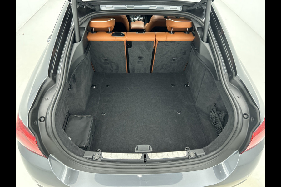 BMW 4 Serie Gran Coupé 430i High Executive M-sport(NL-auto, Dealer OnderH, Panorama, H&K, Navi, StoelV, Climate Con, Leder, Etc)